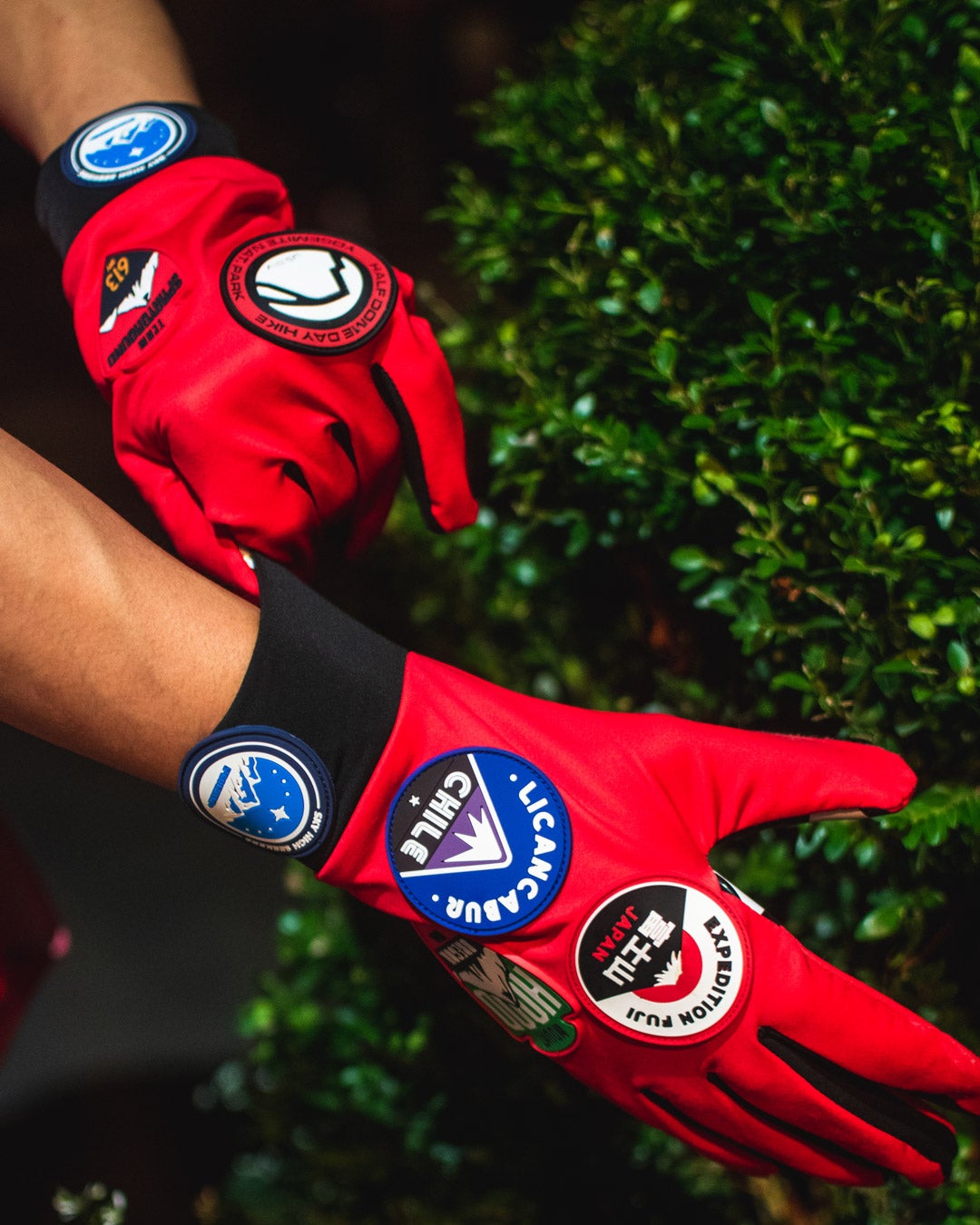 SPRAYGROUND The Global Expedition Gloves — product image 2