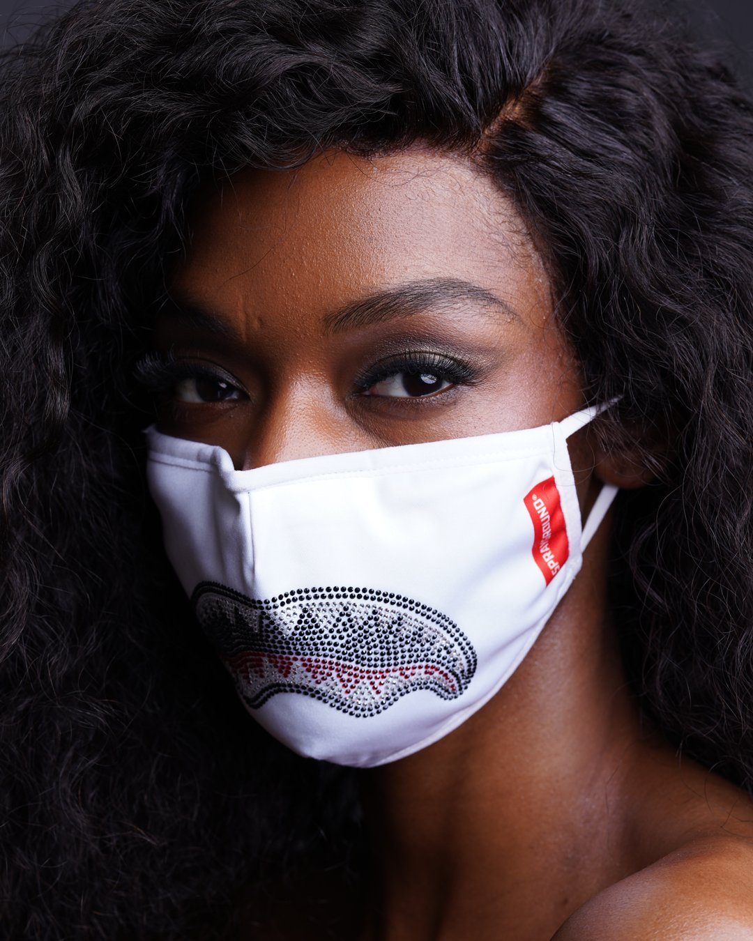SPRAYGROUND Trinity Diamond Shark (Wht) Polyester Face Mask — product image 2