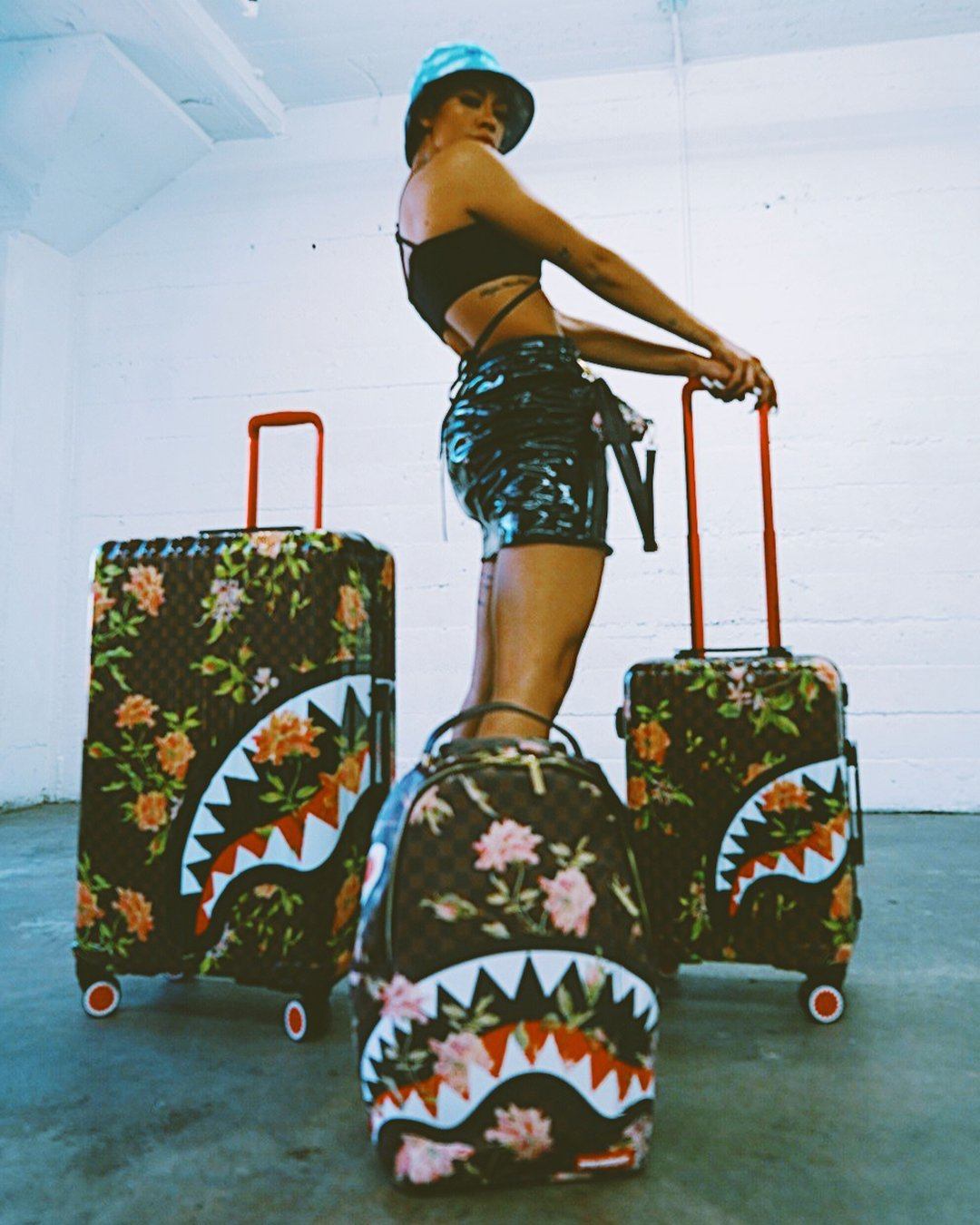 SPRAYGROUND Sharkflower 29.5” Full-Size Sharknautics Luggage — product image 4