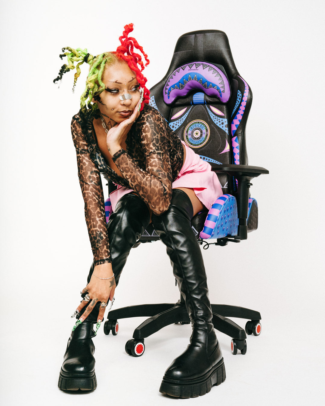 SPRAYGROUND A.I. 12 Brooklyn & Beyond - Sandflower Collab Gaming Chair — product image 2