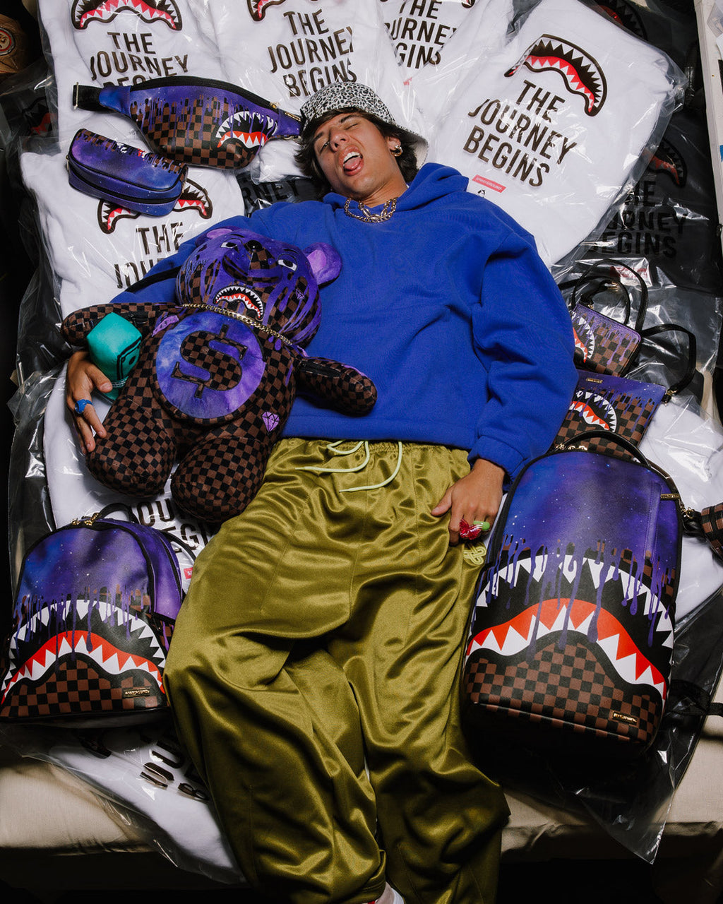 SPRAYGROUND Champion Of The Galaxy Crossover Clutch — product image 2