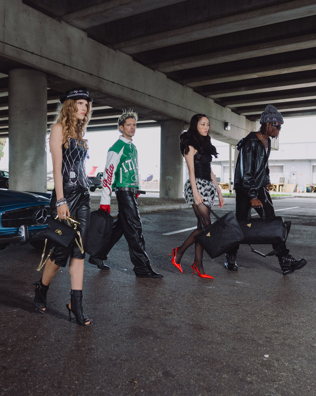 SPRAYGROUND The Golden Fang Shark Duffle — product image 10