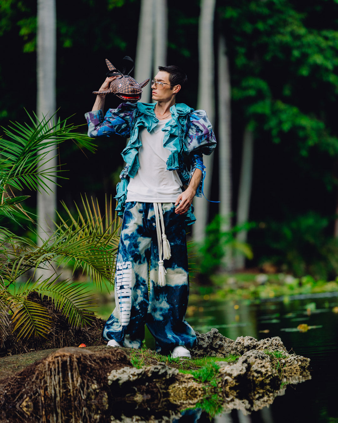 SPRAYGROUND Sharks In Paris Grin & Grind Shark Duffle — product image 8