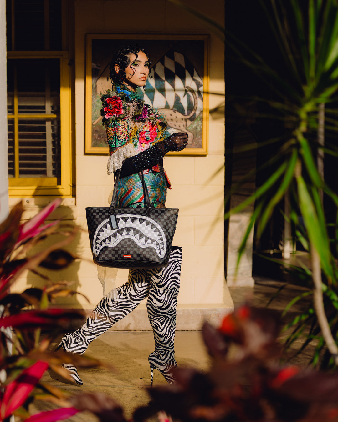 SPRAYGROUND Noir Fang Tote — product image 2