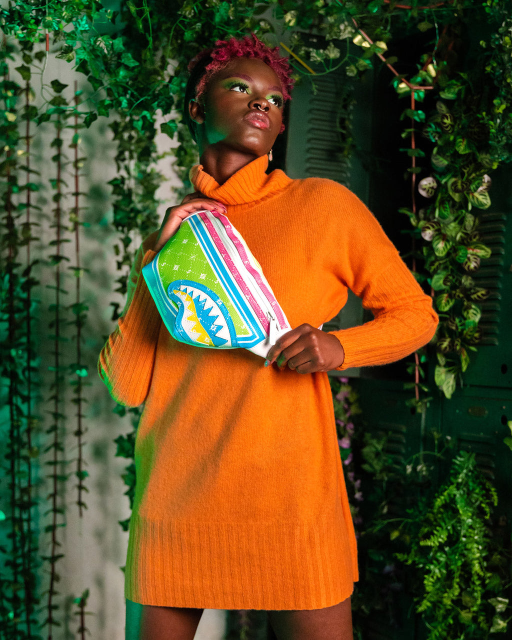 SPRAYGROUND Modus Operandi Chameleon Savvy Crossbody — product image 2
