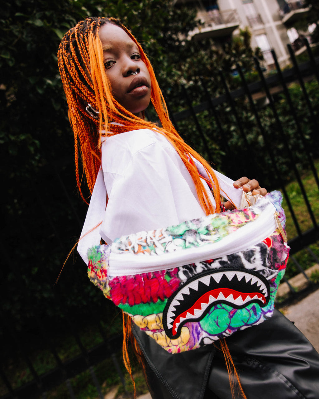 SPRAYGROUND Le Monde Des Graffitis Savvy Crossbody — product image 6