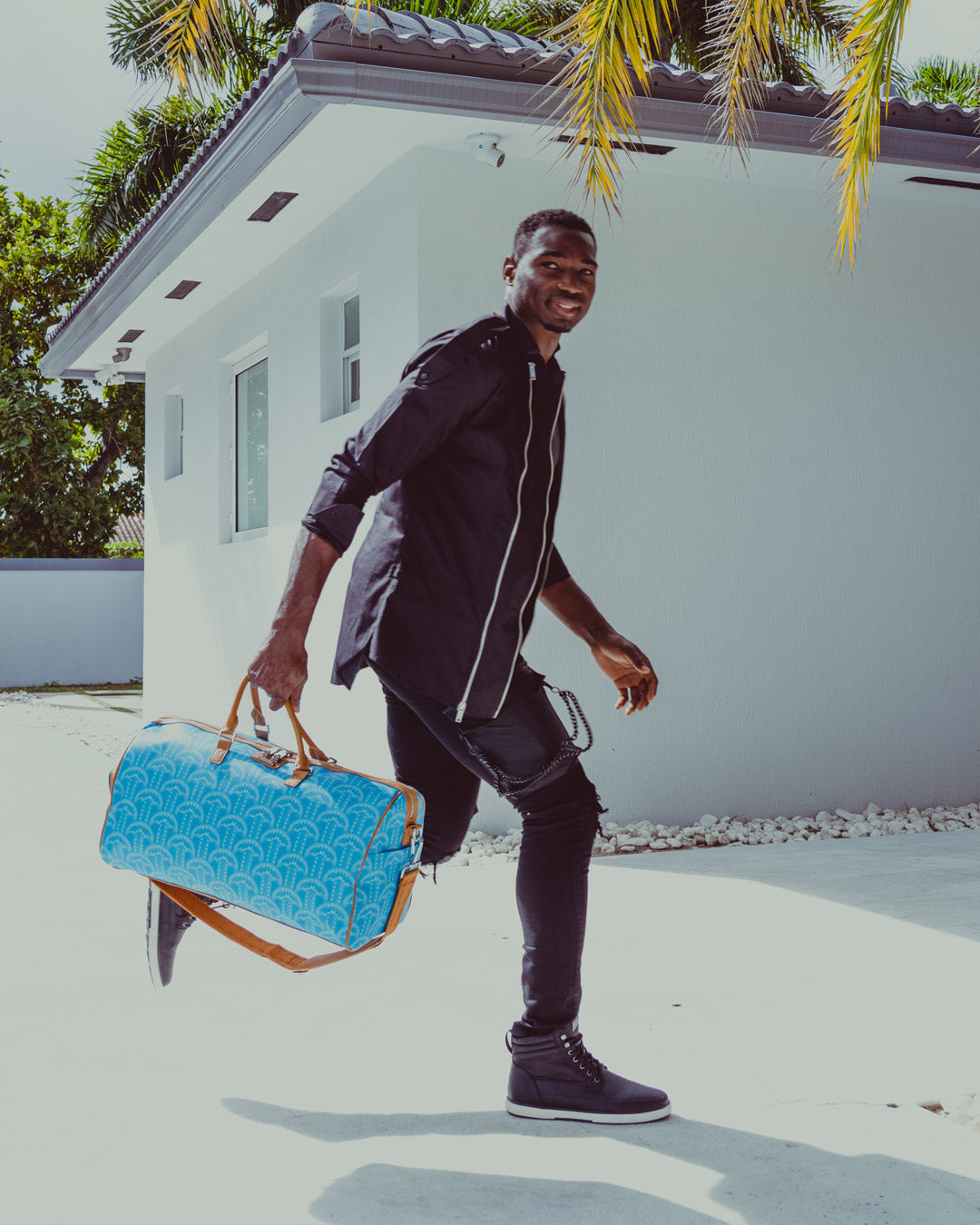 SPRAYGROUND Illuchains Turq Duffle — product image 5