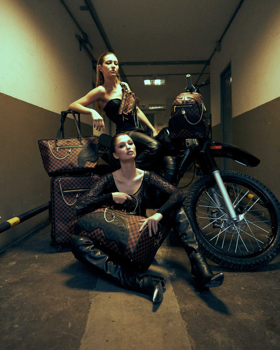 SPRAYGROUND Henny Lock Sharks In Paris Duffle — product image 10