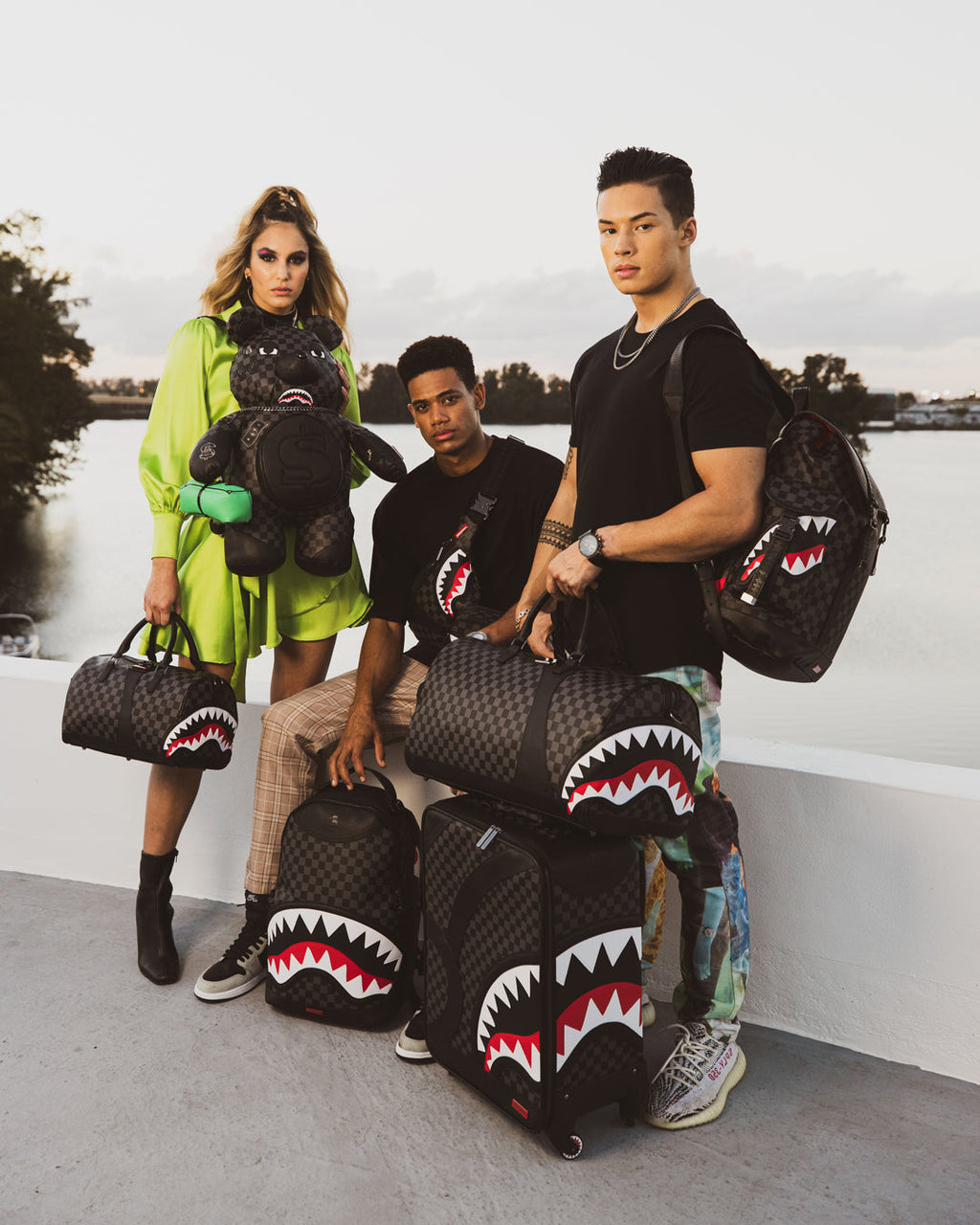 SPRAYGROUND Henny Aiir To The Throne Duffle — product image 14