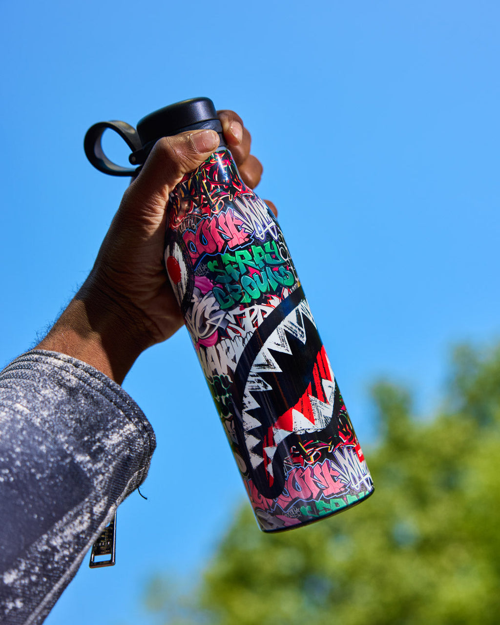 SPRAYGROUND Graffiti Reveal Water Bottle — product image 2