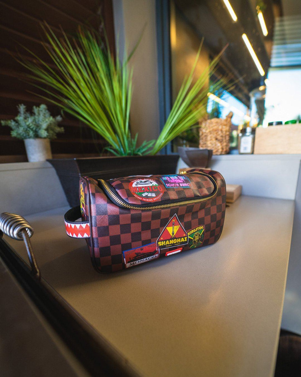 SPRAYGROUND Global Mogul Toiletry Bag — product image 8