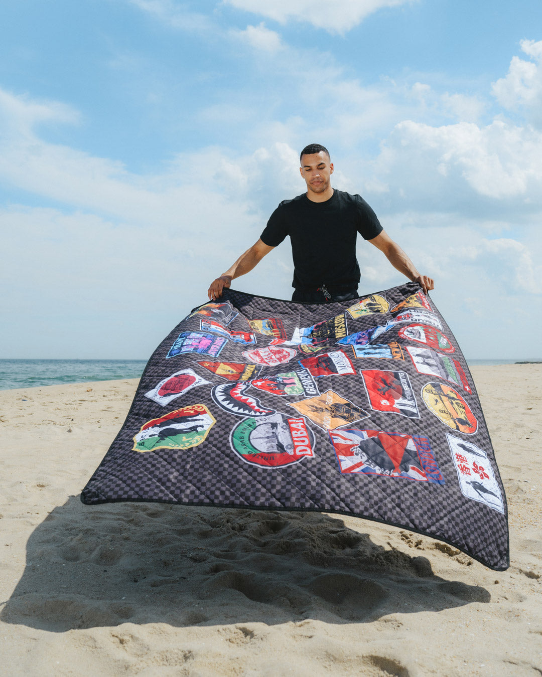 SPRAYGROUND Global Mogul Unlimited Miles Packable Beach Mat Blanket Water Resistant Convertible Tote — product image 8