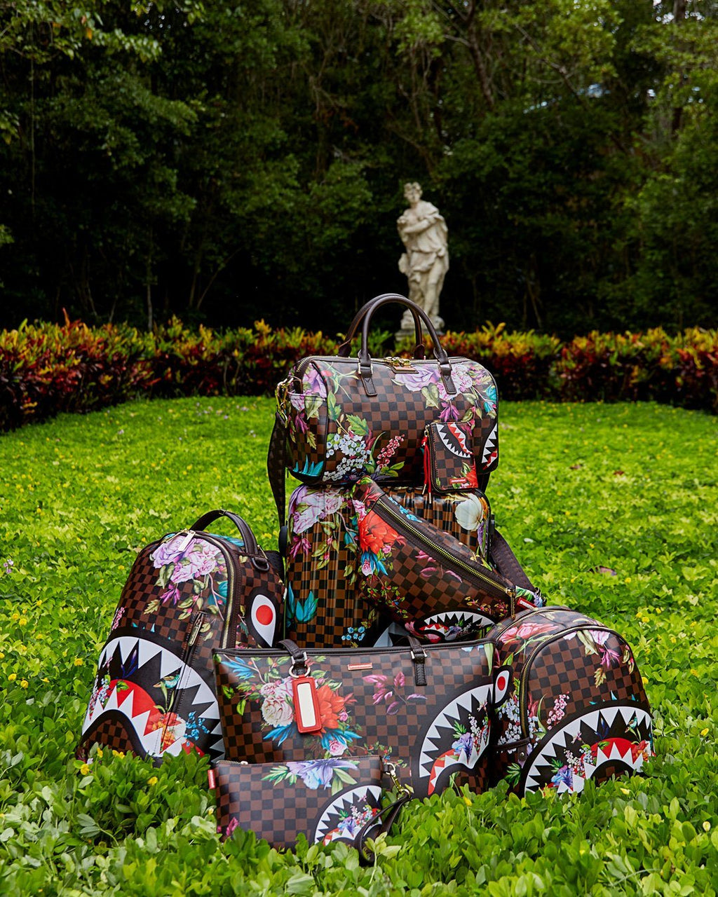SPRAYGROUND Garden Of Sharks Crossover Clutch — product image 10