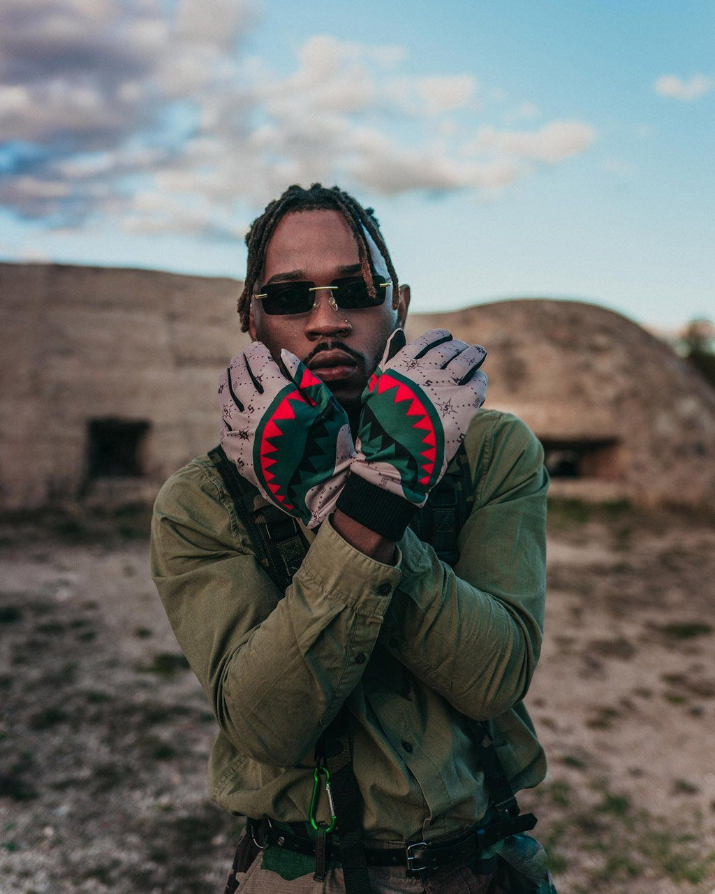 SPRAYGROUND Fifth Avenue Gloves — product image 2