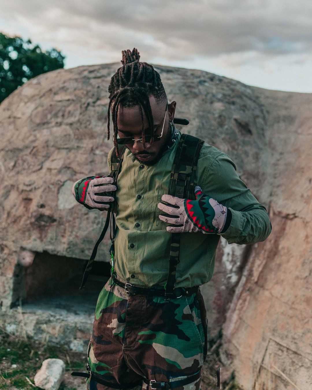 SPRAYGROUND Fifth Avenue Gloves — product image 5